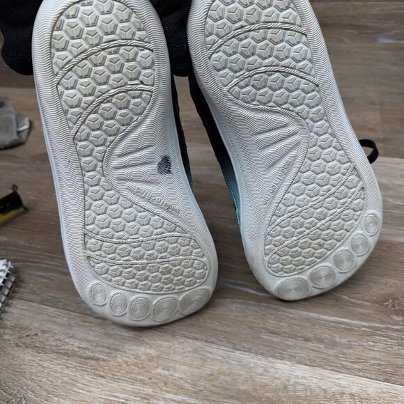 Traq by Alegria Qarma Green/Black Walking Shoe Women's Size 9 - Picture 4 of 8